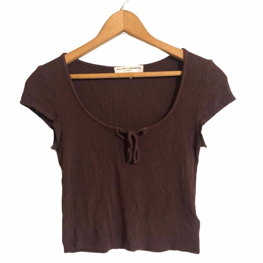 Urban Outfitters Taryn Tie-Front Short Sleeve Top - Picture 3 of 8